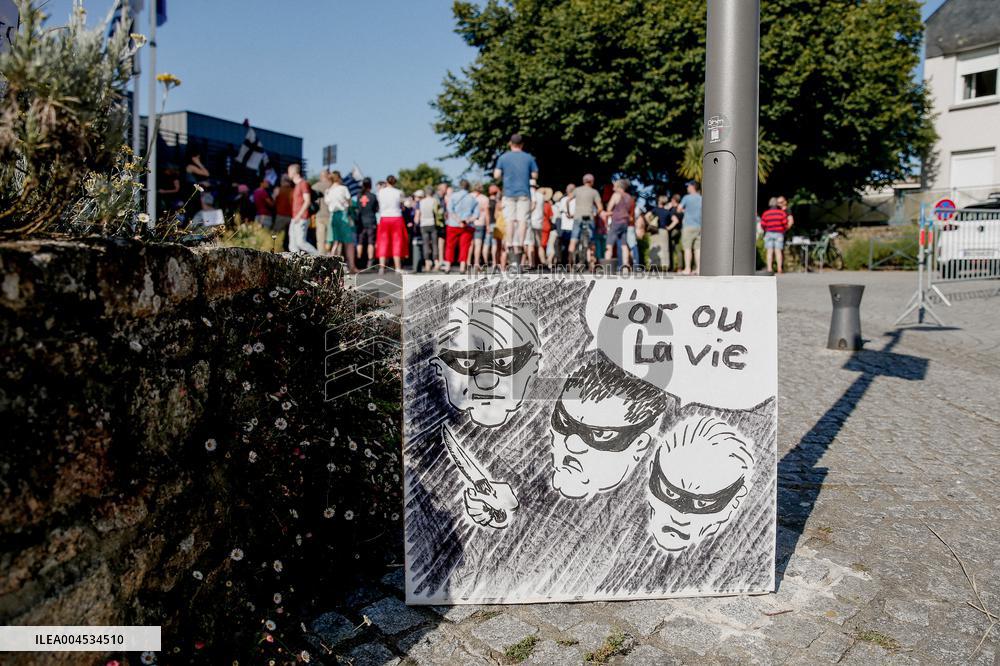 Protest Against Mining Projects - Birttany