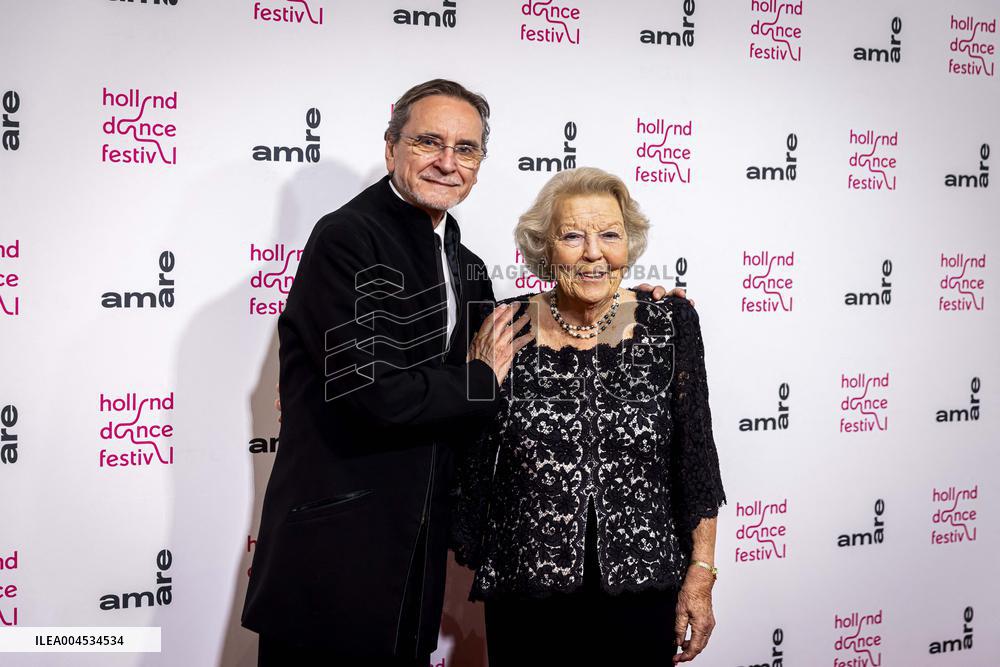 Princess Beatrix At The Jiri Kylian s Ballet Performance - The Hague