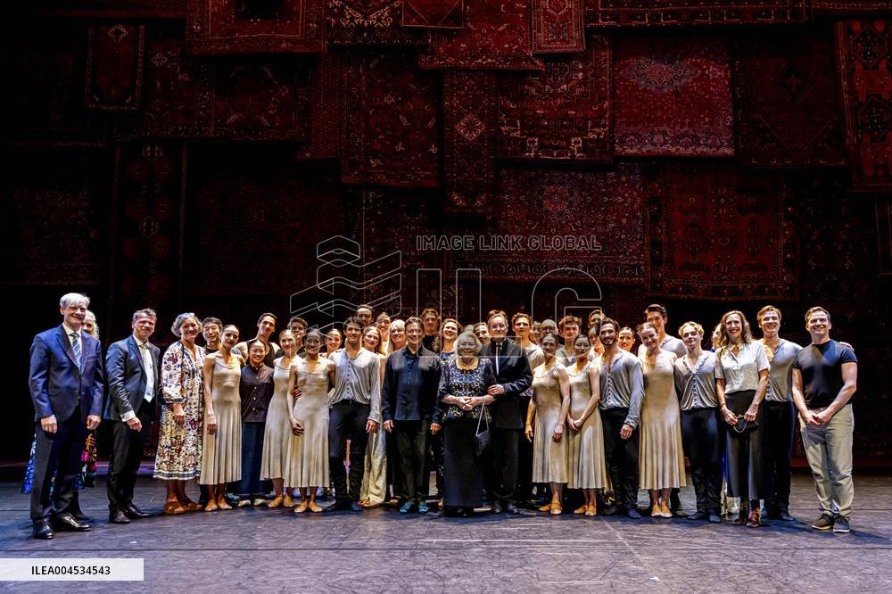 Princess Beatrix At The Jiri Kylian s Ballet Performance - The Hague