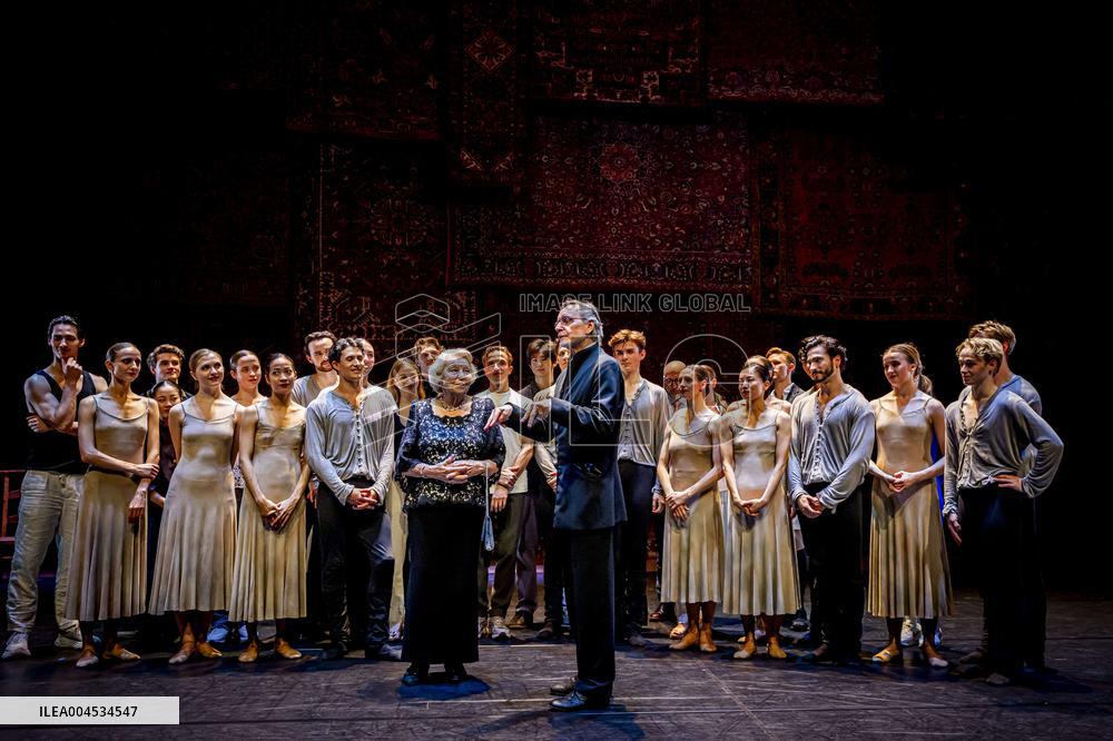 Princess Beatrix At The Jiri Kylian s Ballet Performance - The Hague