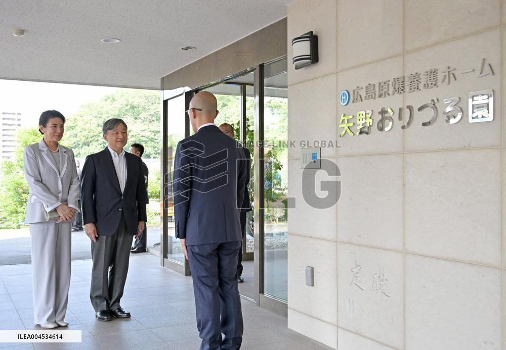 Japanese emperor, empress in Hiroshima