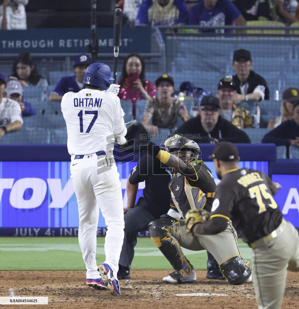 Baseball: Padres vs. Dodgers