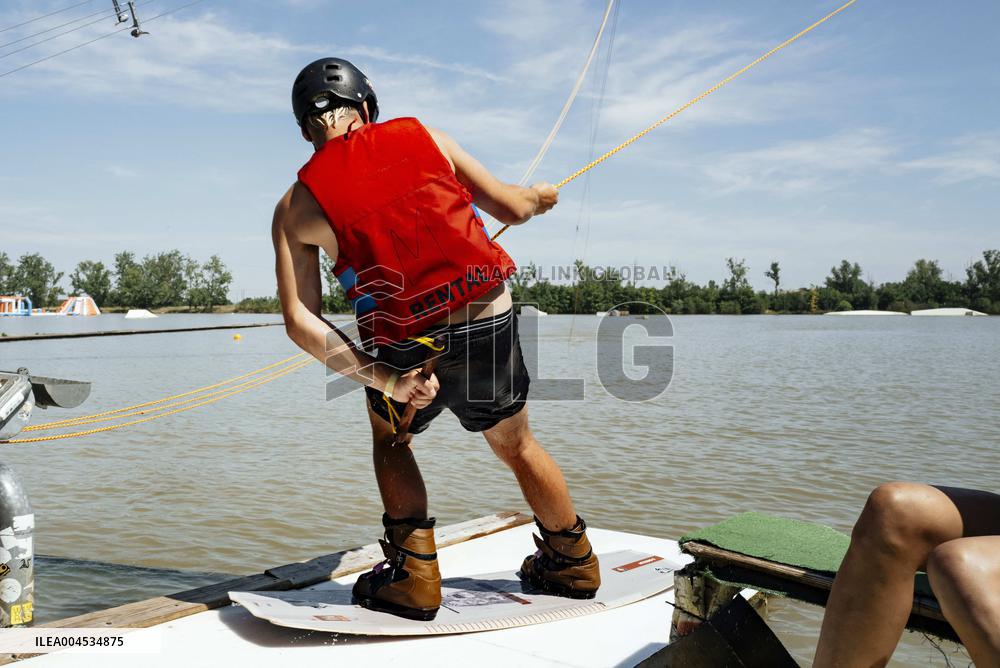 Illustration - Wakeboard Recreation Base Wam Park - Bressols
