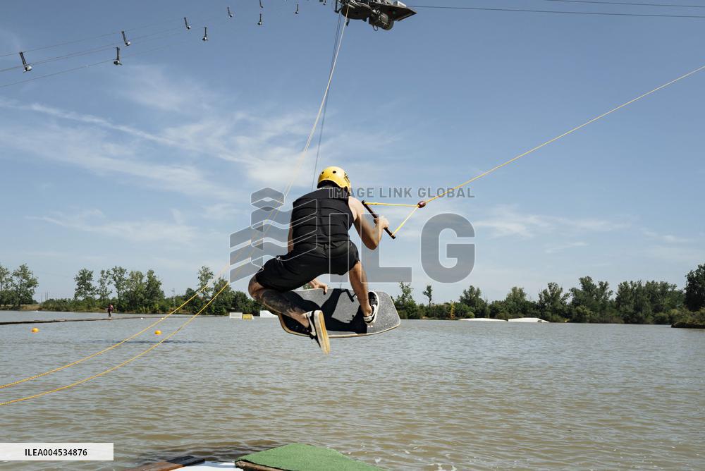 Illustration - Wakeboard Recreation Base Wam Park - Bressols