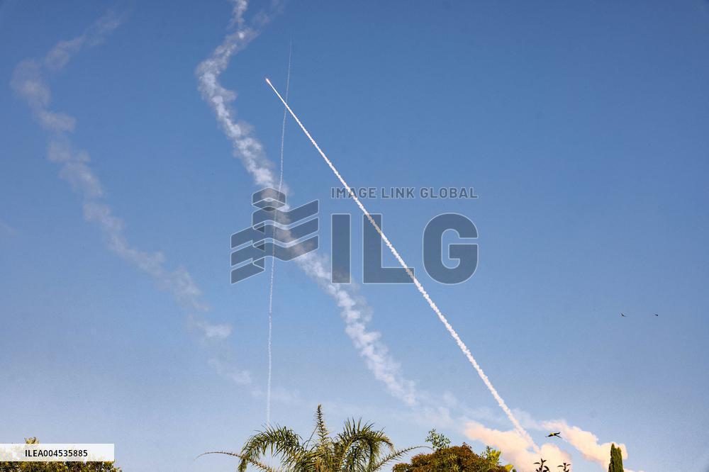 Aftermath Of Iranian Ballistic Missile Strike - Israel