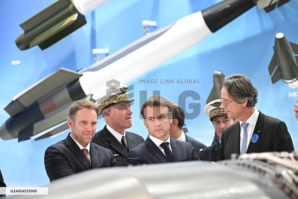 President Macron Visit To Safran Stand At Paris Air Show - Le Bourget