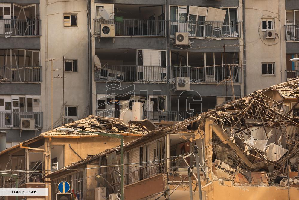 Aftermath Of Iranian Ballistic Missile Strike - Israel