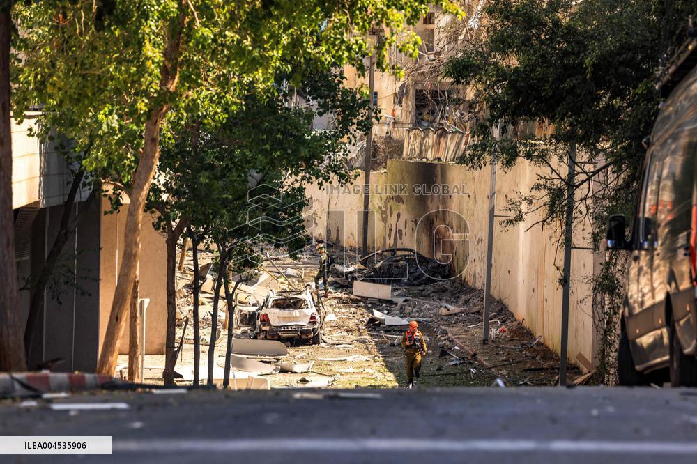 Aftermath Of Iranian Ballistic Missile Strike - Israel