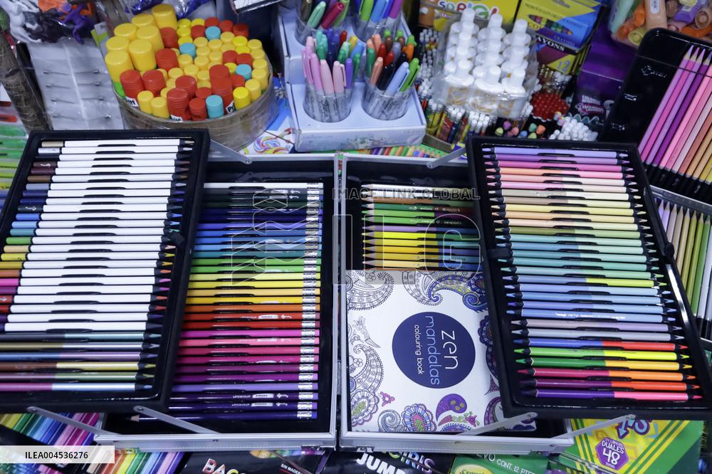 School Supplies Shop Illustrations - Mexico