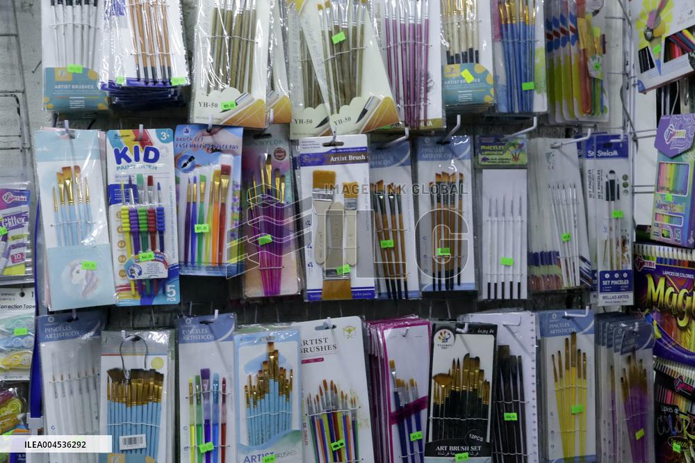 School Supplies Shop Illustrations - Mexico