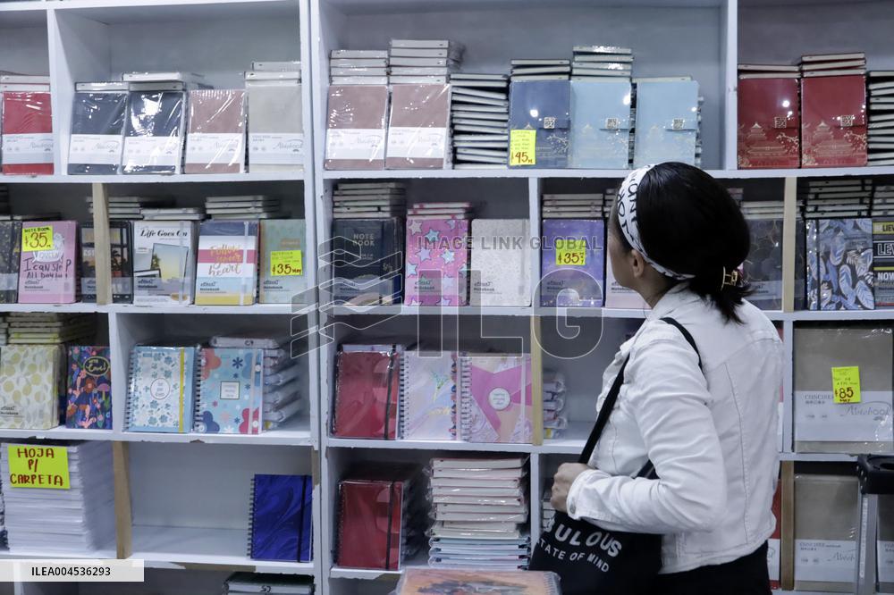 School Supplies Shop Illustrations - Mexico