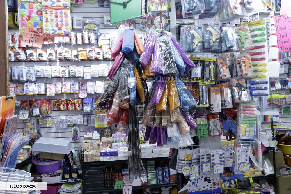 School Supplies Shop Illustrations - Mexico