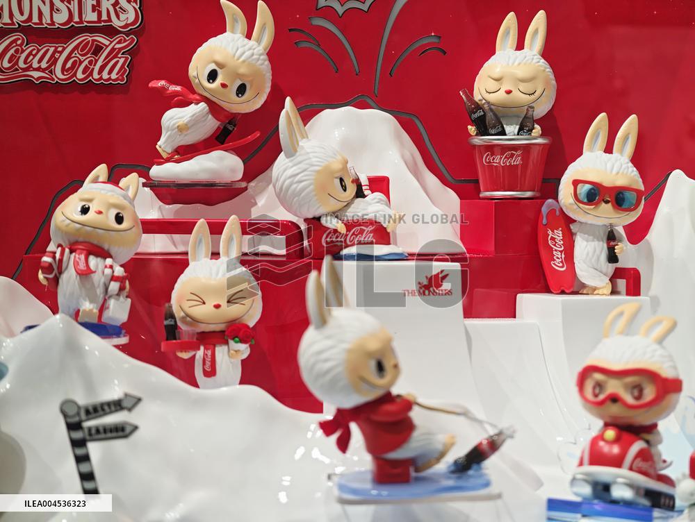 POP MART LABUBU Doll