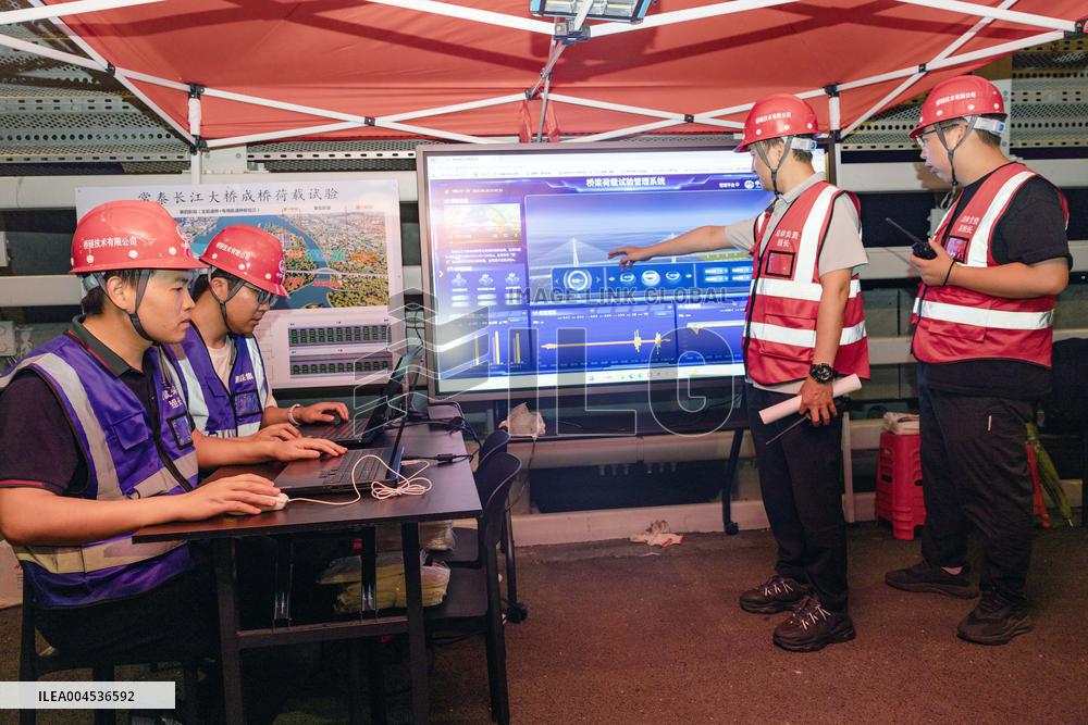 Changtai Yangtze River Bridge Load Test