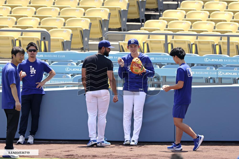 Baseball:Roki Sasaki