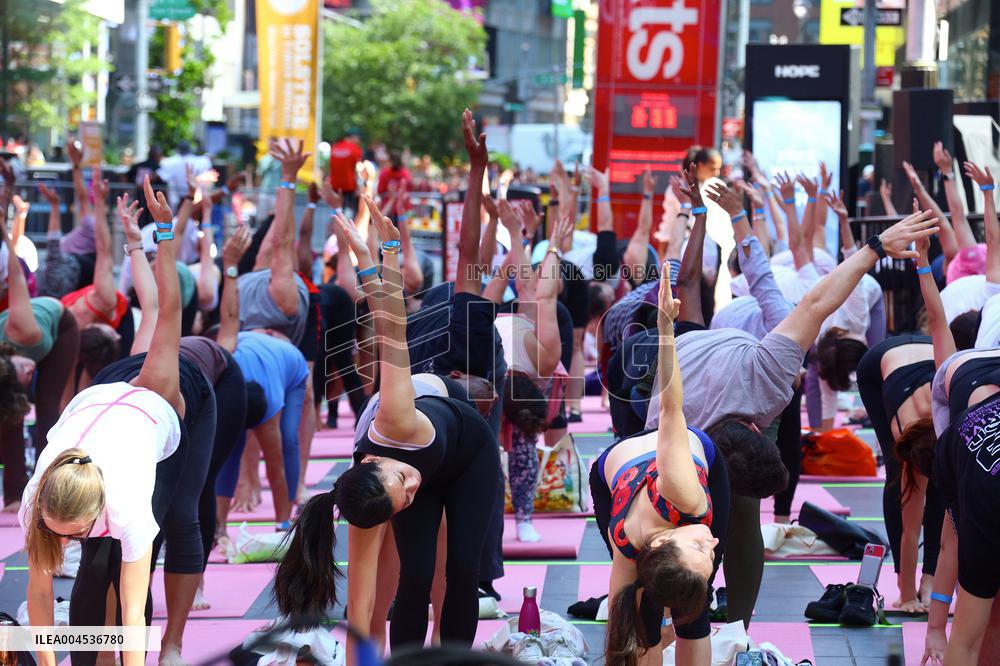 Solstice Yoga in Times Square - NYC