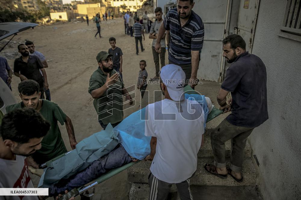Palestinians Mourn Airstrike Victims at Al-Shifa Hospital - Gaza