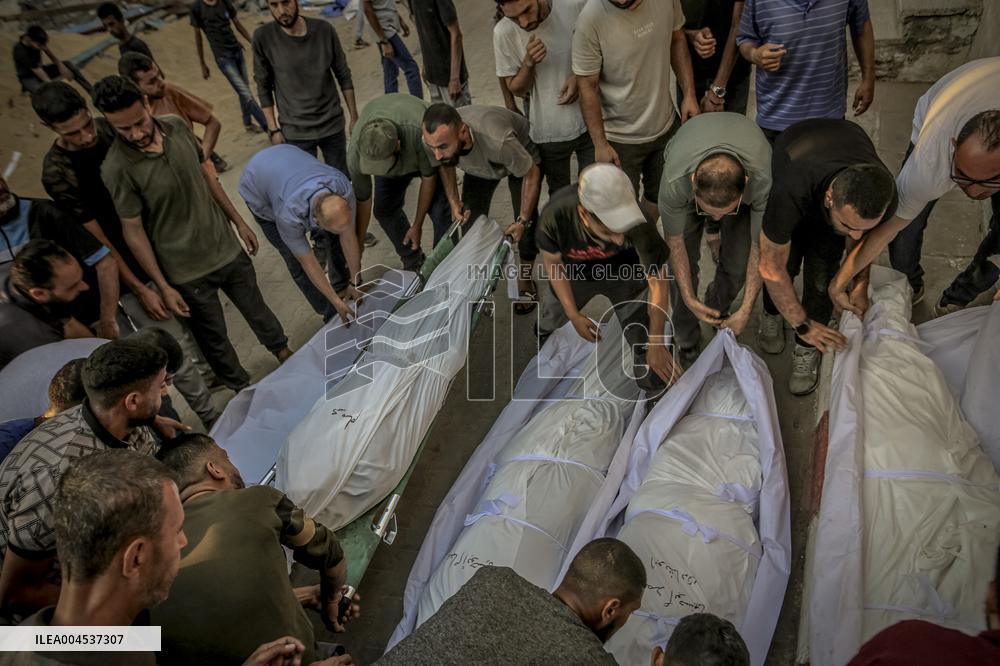 Palestinians Mourn Airstrike Victims at Al-Shifa Hospital - Gaza