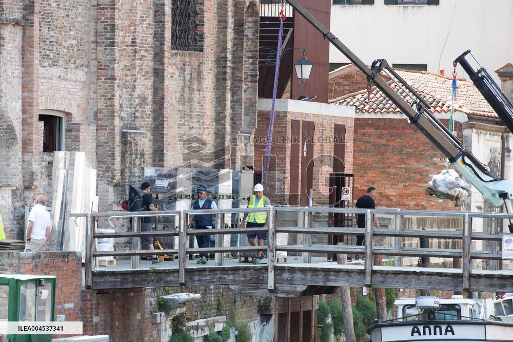 Preparations For The Bezos Wedding - Venice