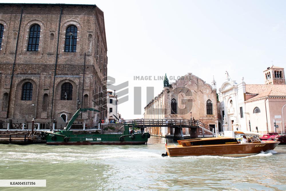 Preparations For The Bezos Wedding - Venice