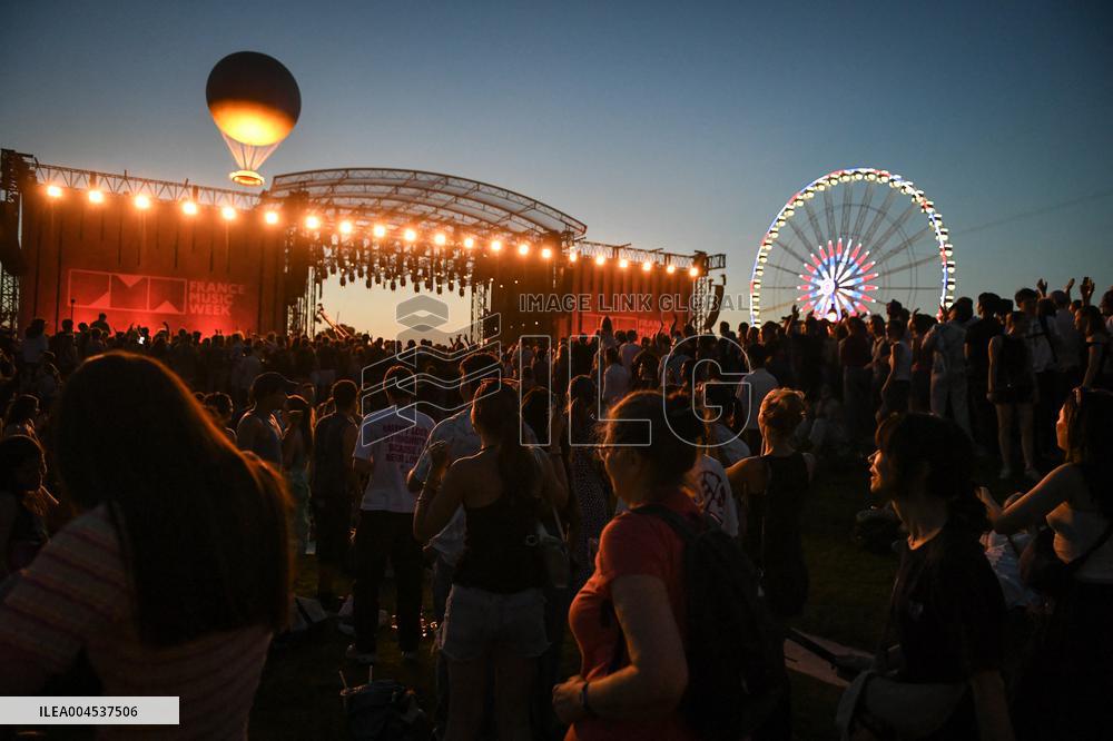 Annual Music Festival at the Tuileries Garden in Paris - FA