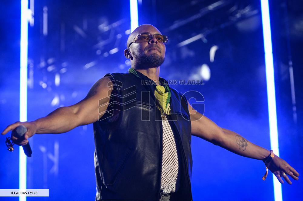 Annual Music Festival at the Tuileries Garden in Paris - FA