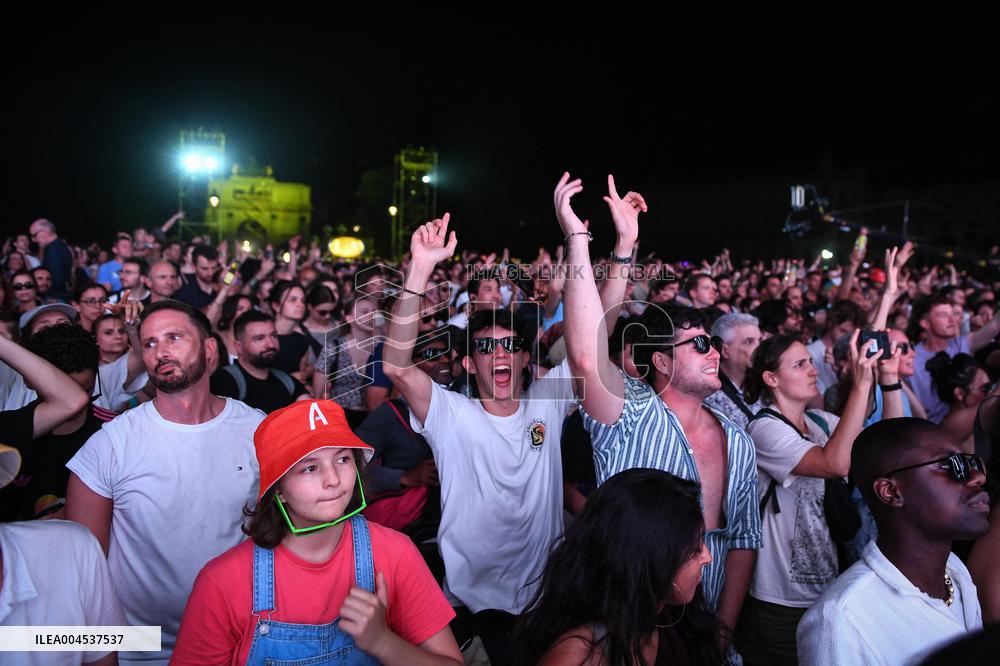 Annual Music Festival at the Tuileries Garden in Paris - FA