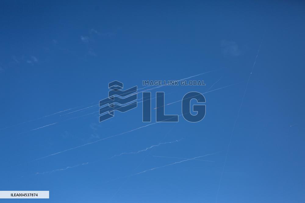 Iranian Missiles Targeting Israel