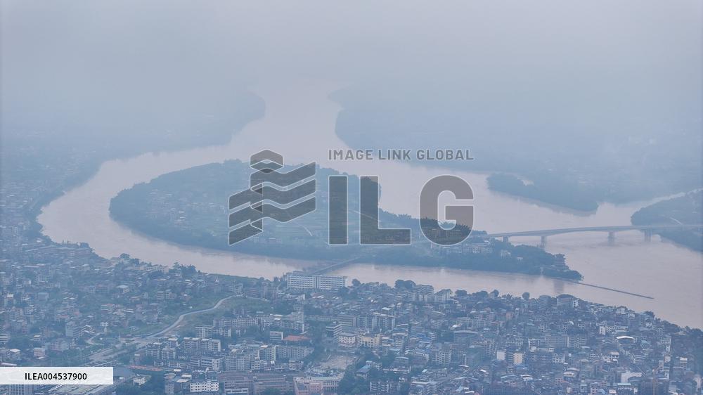 Pearl River Water Level Rose