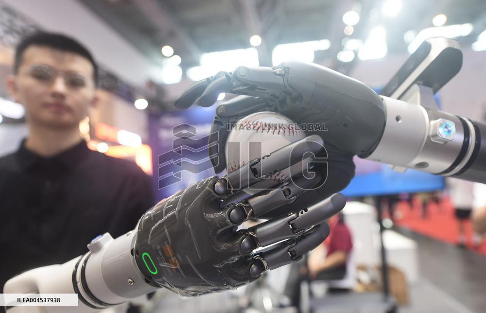 International Humanoid Robot Technology Exhibition Held in Hangz