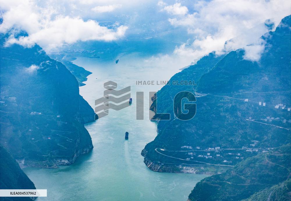 Yangtze River Three Gorges Transportation Channel