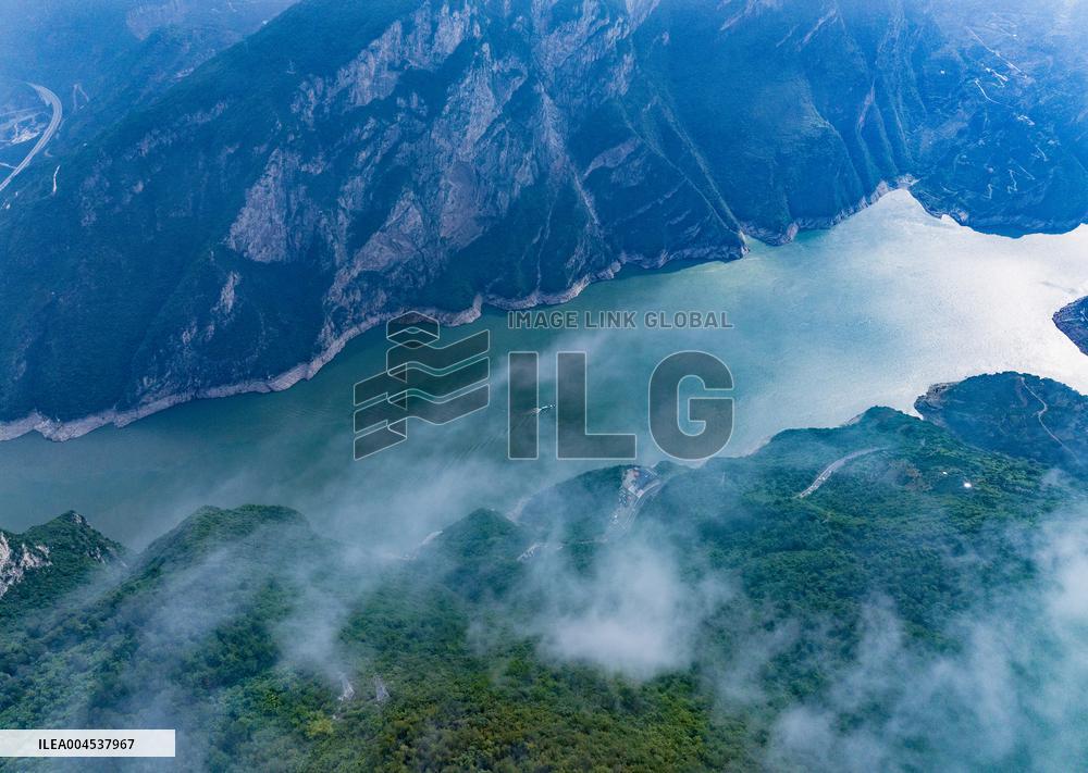 Yangtze River Three Gorges Transportation Channel