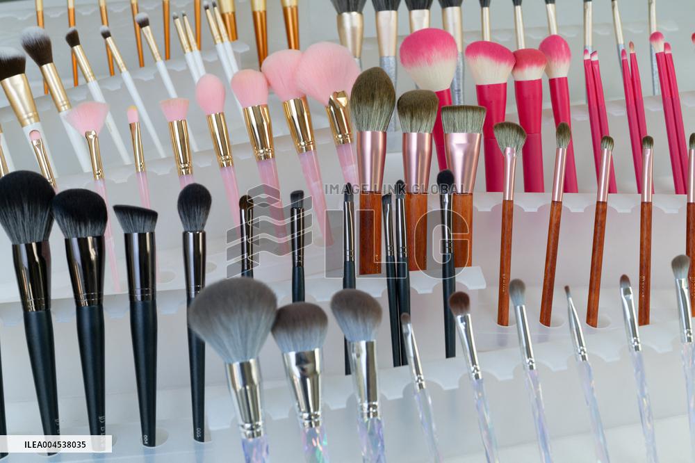 Manufacturing Cosmetics in Henan - China