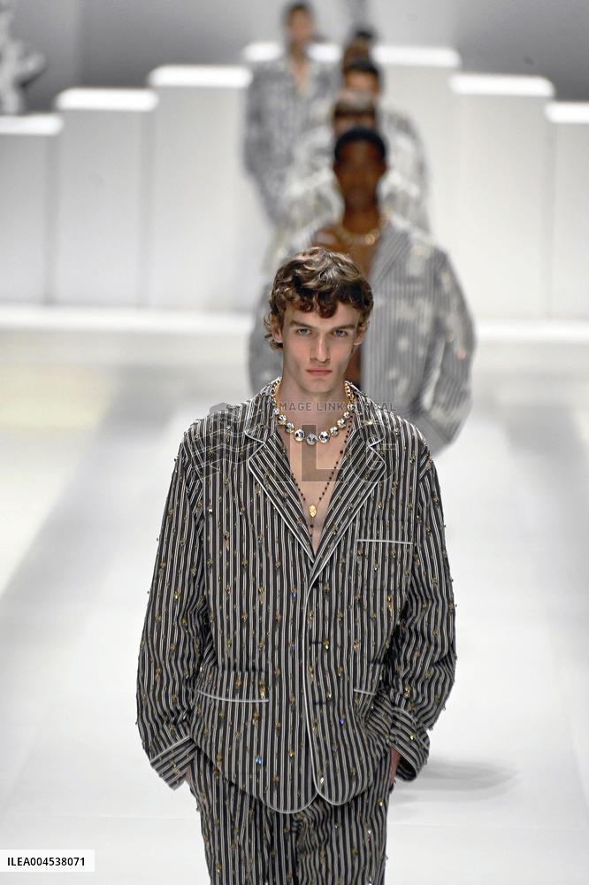 MFW Menswear - Dolce And Gabbana Runway