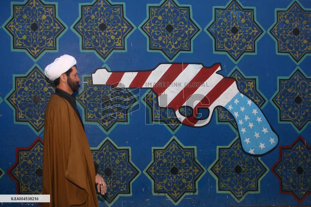 Iranians Marking The 28th Anniversary Of The Us Embassy Takeover - Tehran