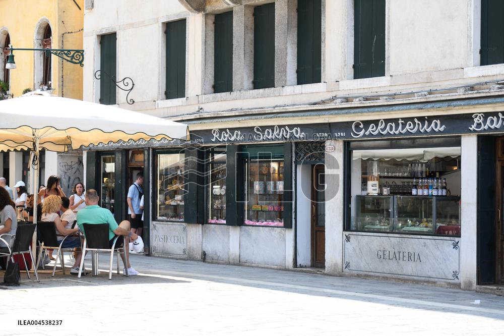 Preparations For The Bezos Wedding - Venice
