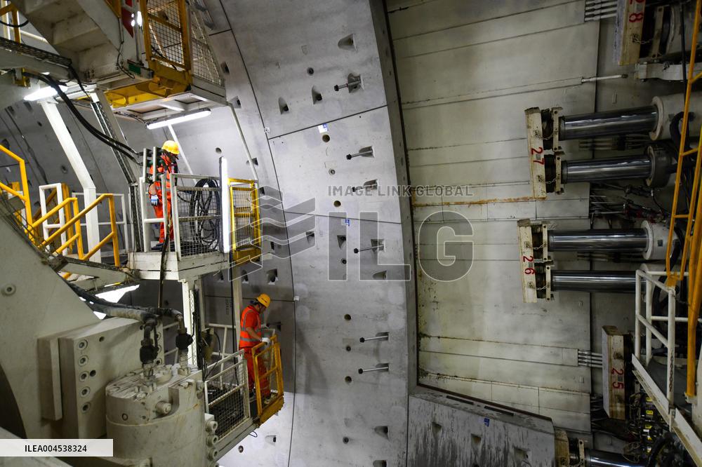 Yellow River Tunnel Construction - China