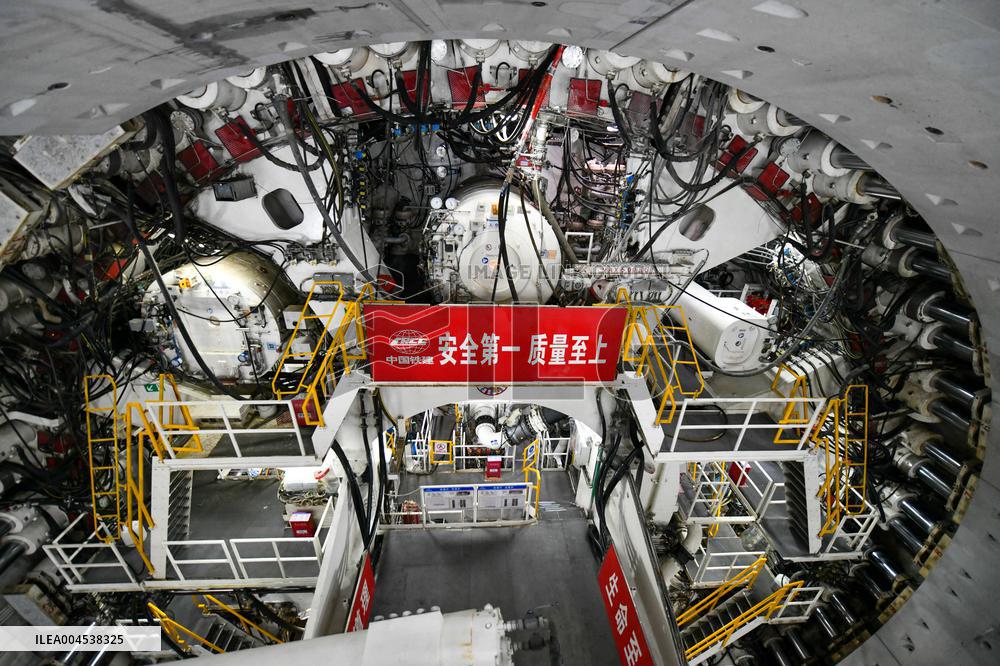 Yellow River Tunnel Construction - China