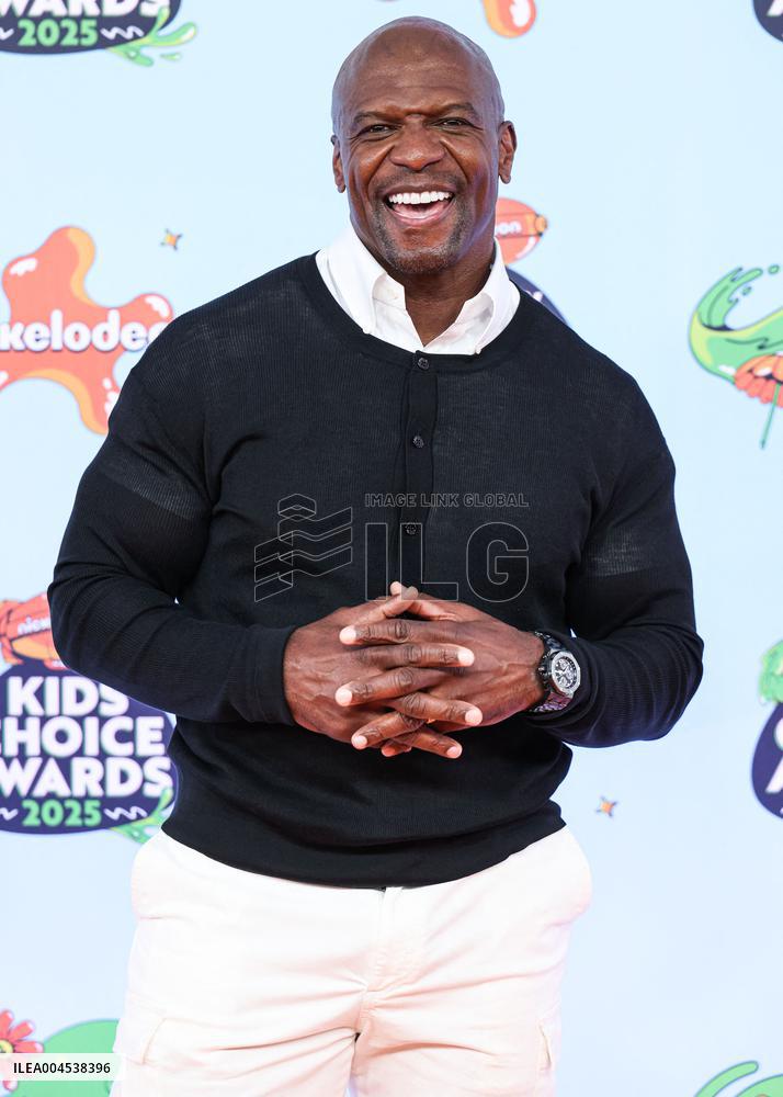 2025 Nickelodeon Kids Choice Awards - Santa Monica