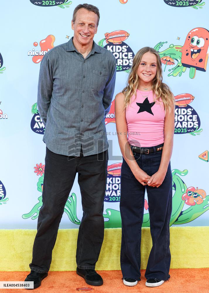 2025 Nickelodeon Kids Choice Awards - Santa Monica
