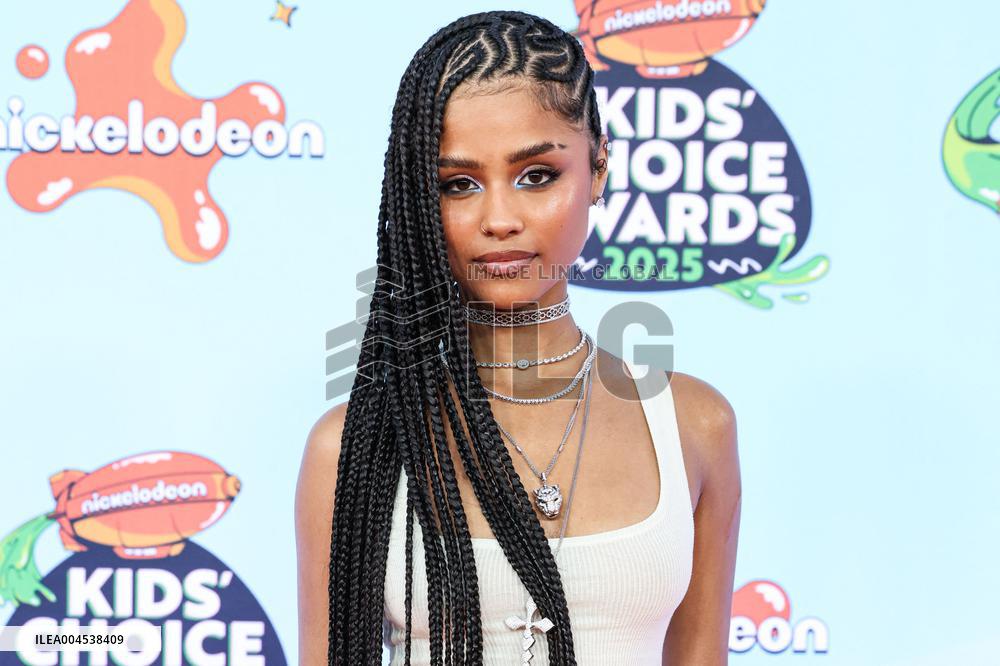 2025 Nickelodeon Kids Choice Awards - Santa Monica