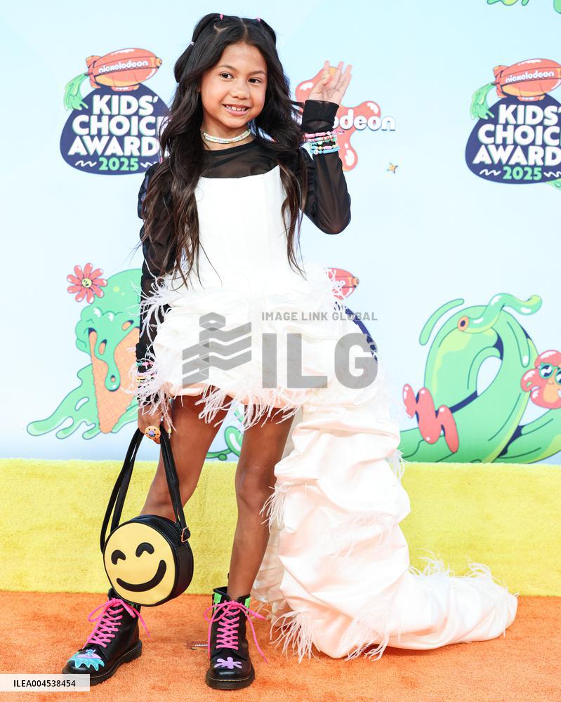 2025 Nickelodeon Kids Choice Awards - Santa Monica