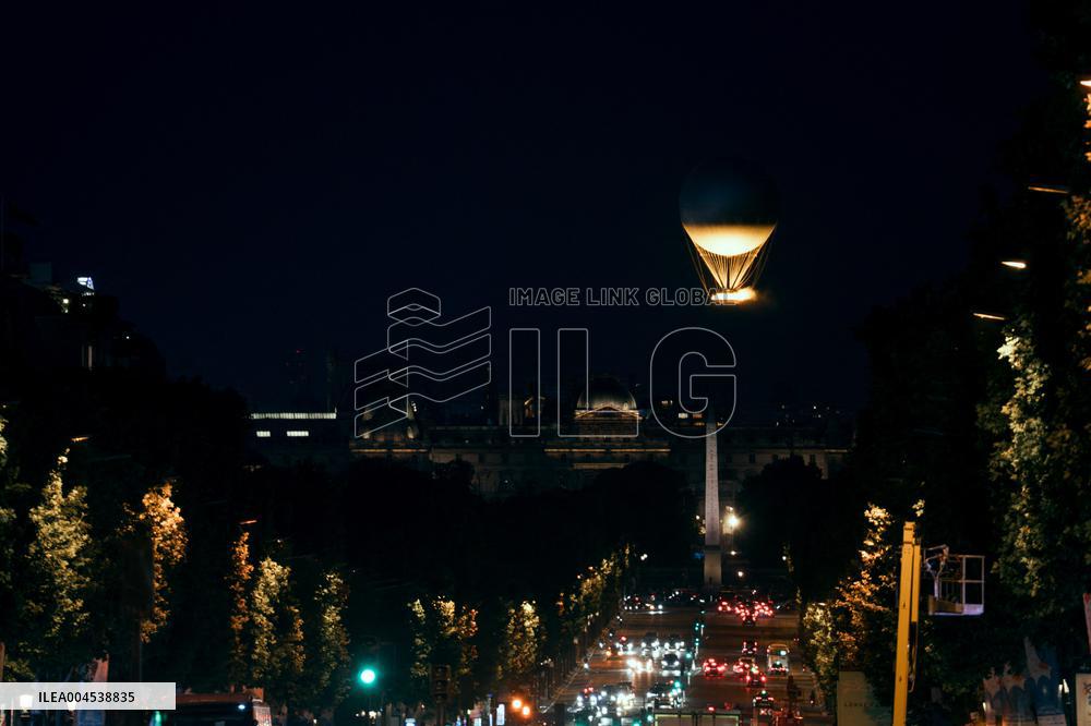 Paris 2024 Olympic cauldron from the top of the Arc de Triomphe - Paris AJ