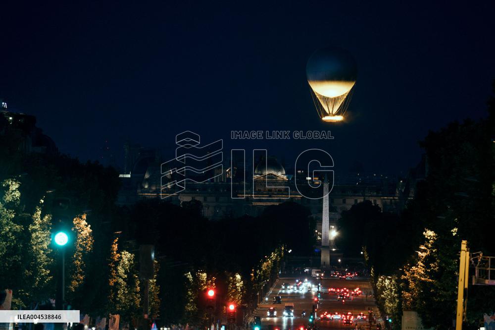 Paris 2024 Olympic cauldron from the top of the Arc de Triomphe - Paris AJ