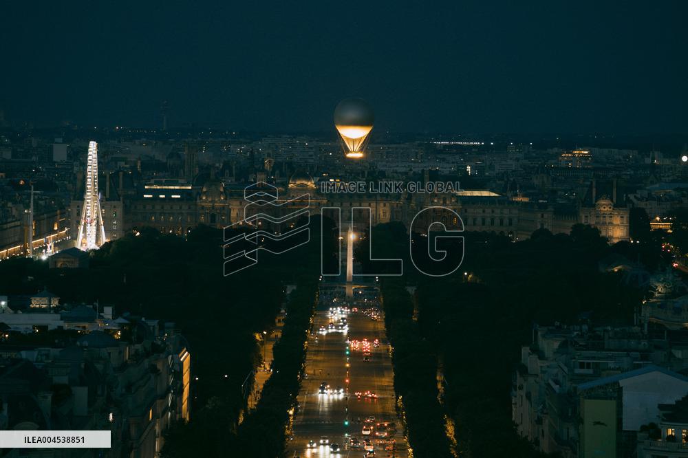 Paris 2024 Olympic cauldron from the top of the Arc de Triomphe - Paris AJ