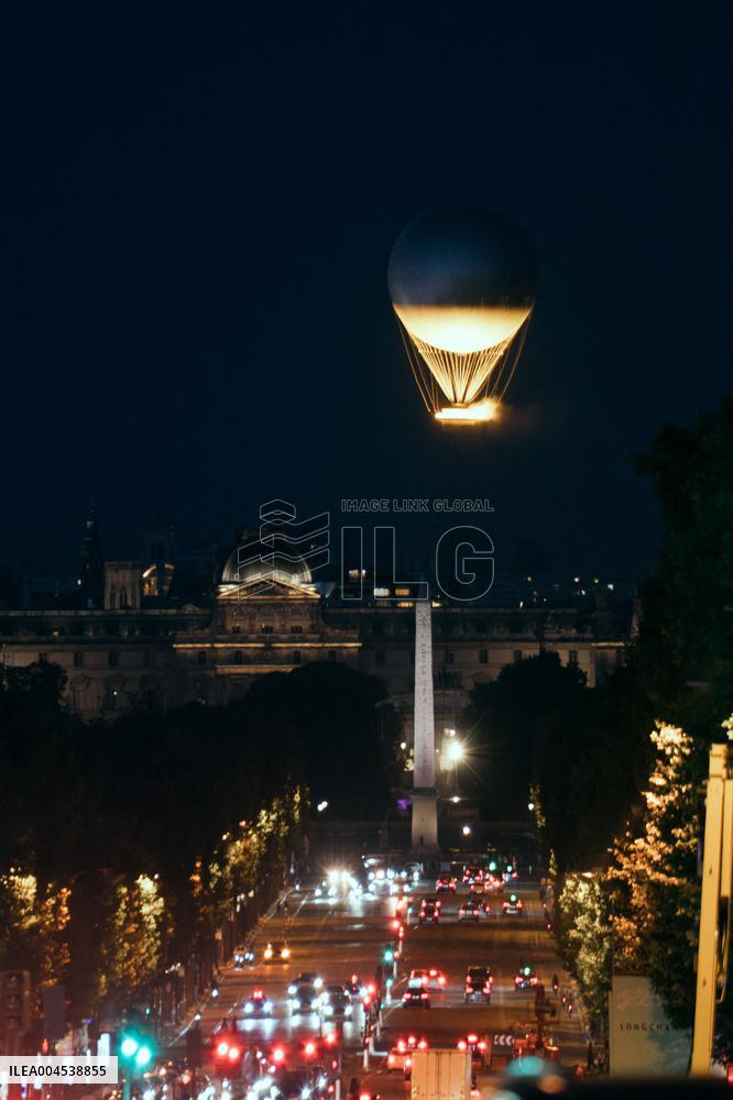 Paris 2024 Olympic cauldron from the top of the Arc de Triomphe - Paris AJ