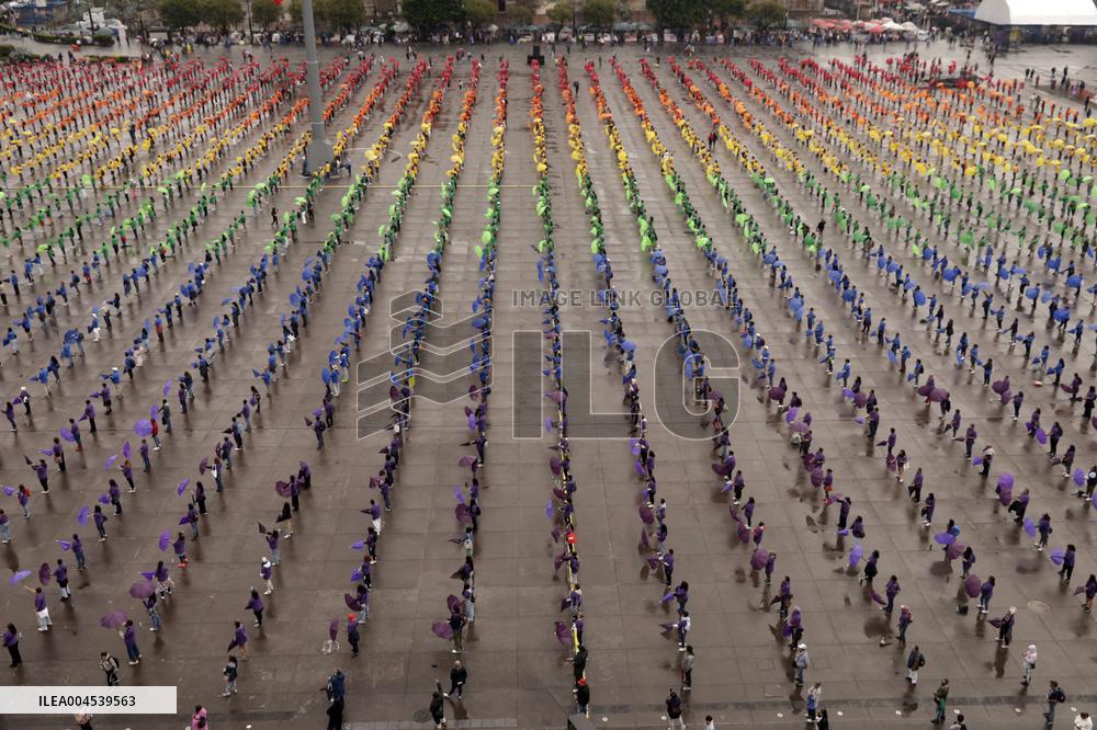 Creation The World's Largest Rainbow Flag on Pride Celebrations - Mexico