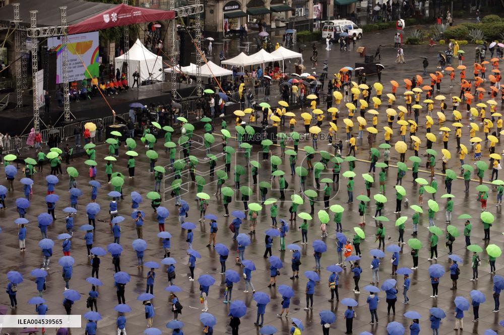 Creation The World's Largest Rainbow Flag on Pride Celebrations - Mexico