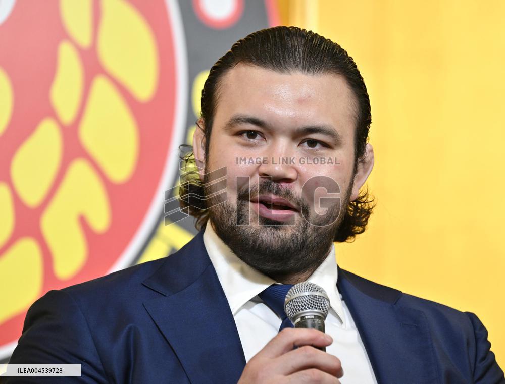 Retired judoka Wolf announces move to professional wrestling