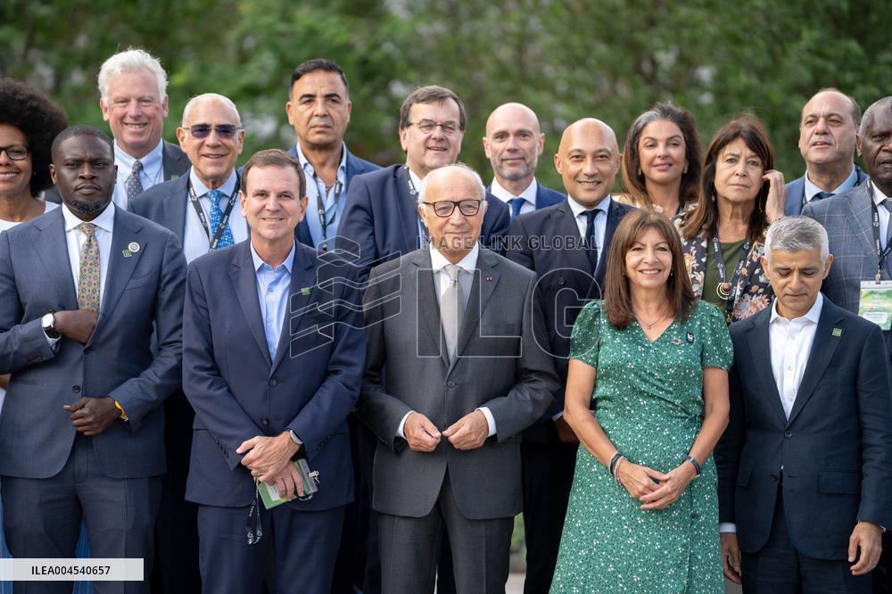 Mayors' summit to mark 10 years of the Paris Agreement - Paris AJ